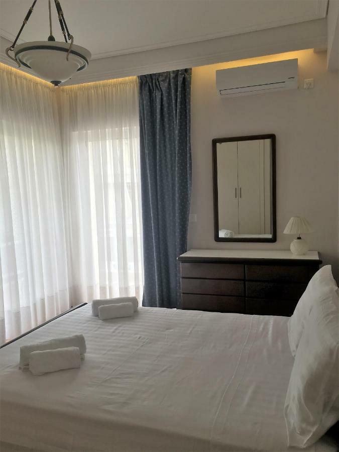 Grace Apartments Loutraki  Bagian luar foto