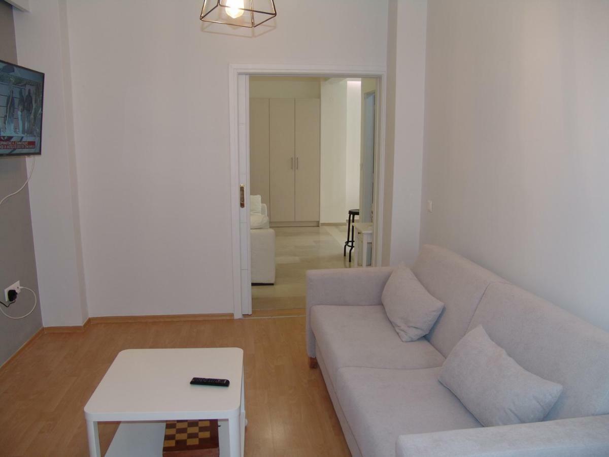 Grace Apartments Loutraki  Bagian luar foto